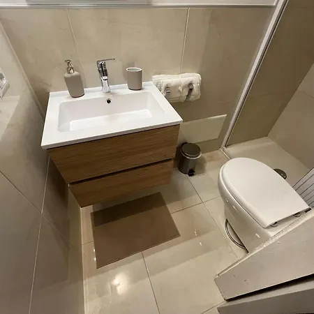 The Den Apartament *